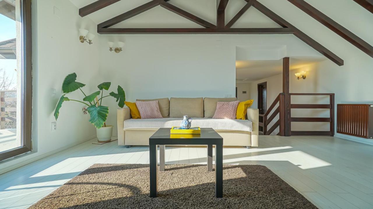 Vila Luna Comarnic Exteriér fotografie